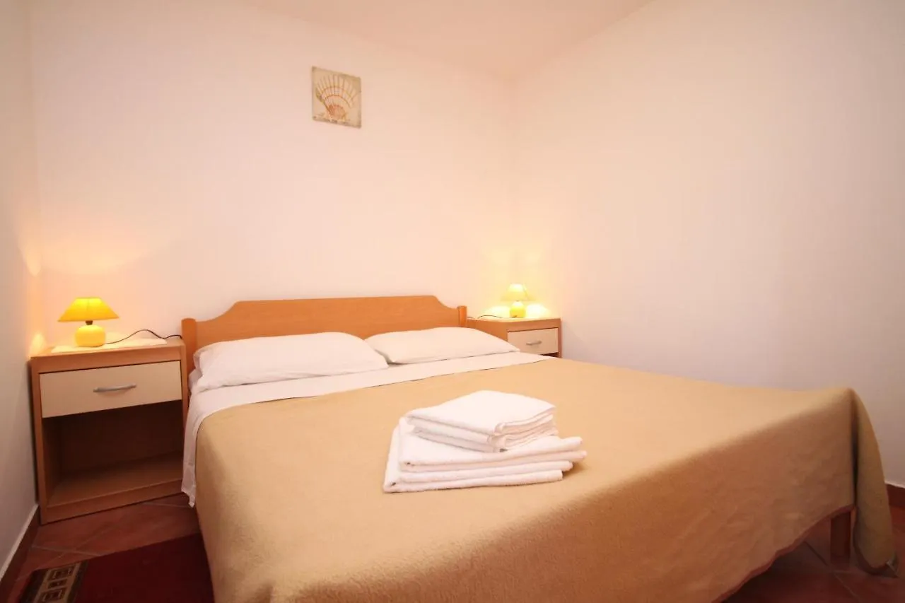 Apartments With A Parking Space Umag - 7039 Croatia